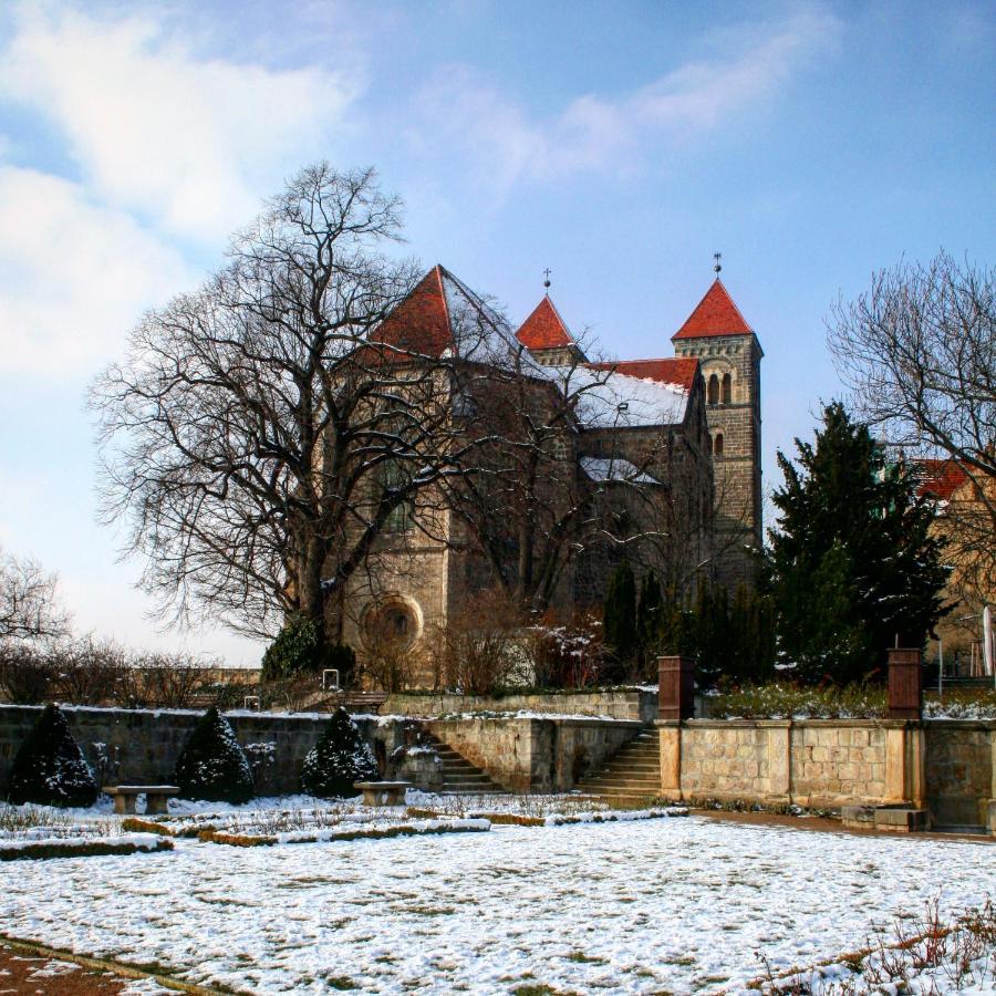 Hotel Garni Tilia Quedlinburg Exterior foto