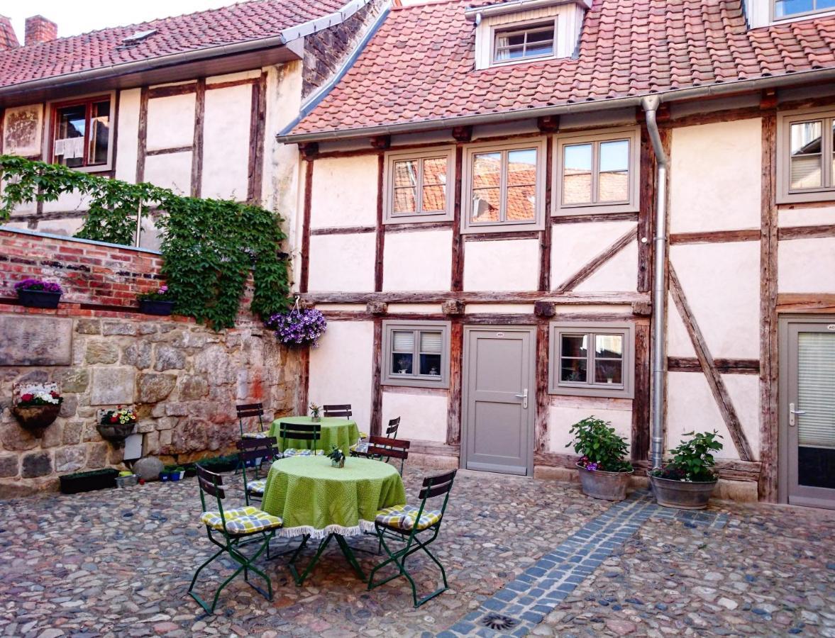 Hotel Garni Tilia Quedlinburg Exterior foto